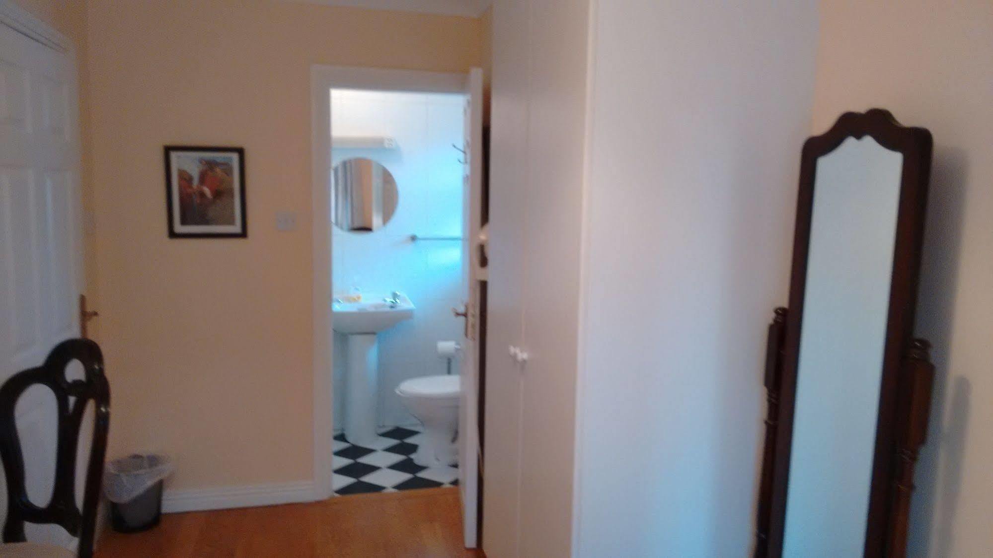 Corrib View Guesthouse H91Rr72 Galway Kültér fotó